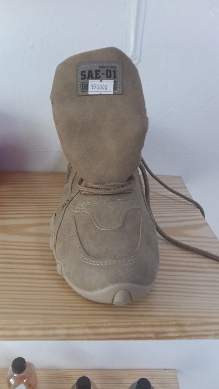 Men's Boots