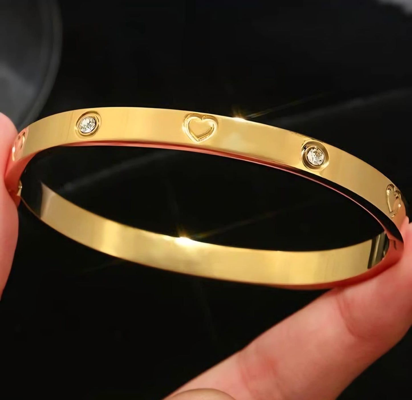 Heart & Diamond Bracelet - Gold
