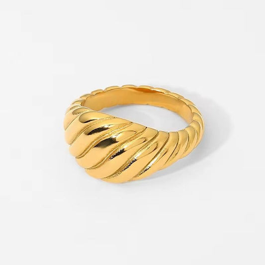 Gold Patterned Ring
