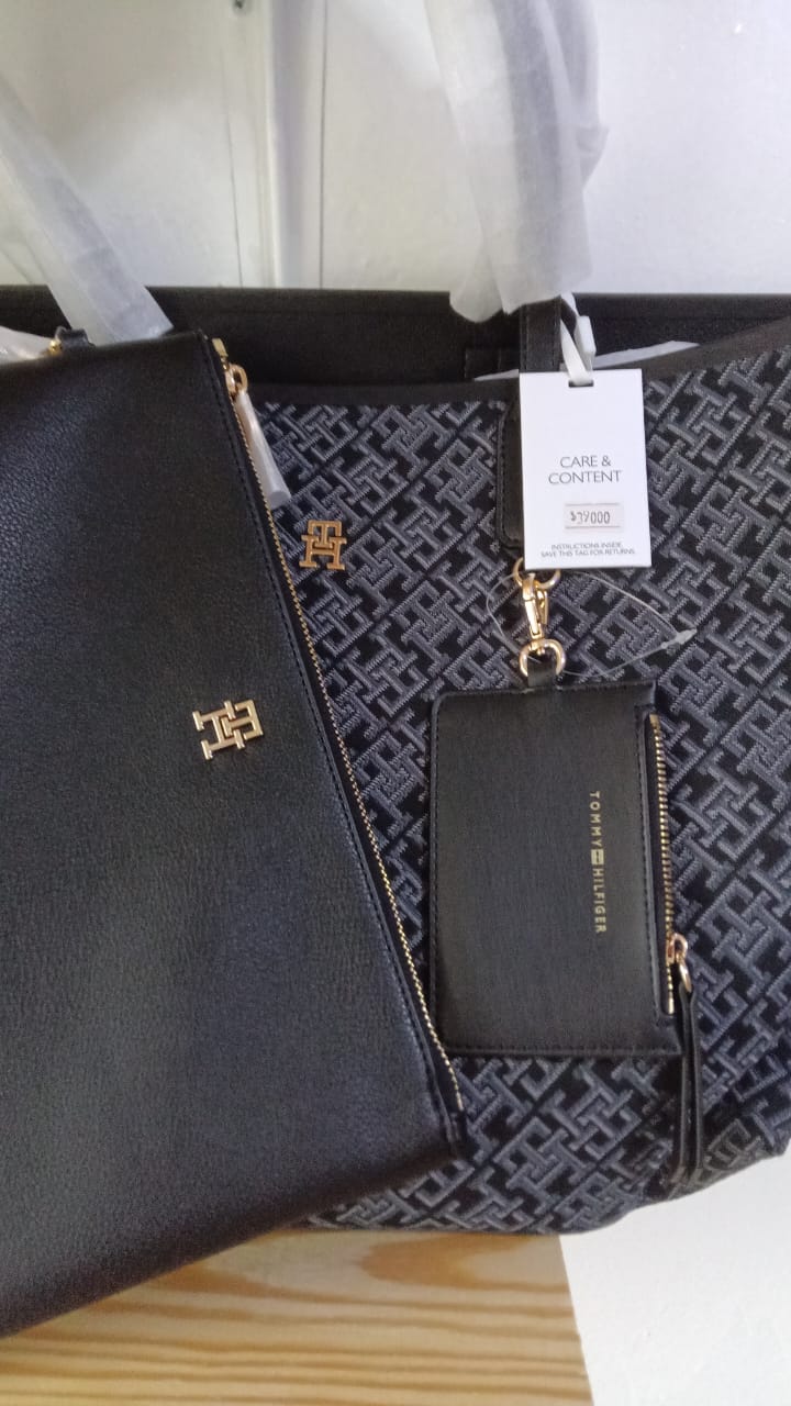 Tommy Hilfiger Handbag (3-in-1)